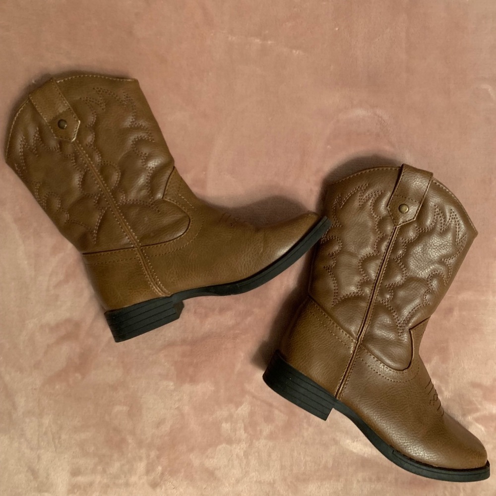 Little boys size 12 brown cowboy boots